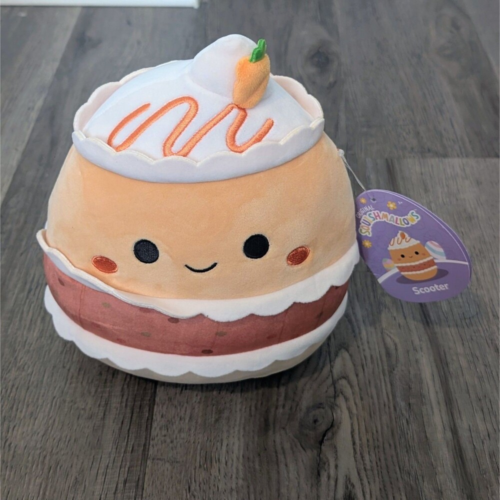 Squishmallows Original Scooter the Carrot Cake 2023  8" - 9" New With Tags!